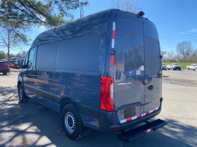Used 2019 Mercedes-Benz Sprinter 144 image 3