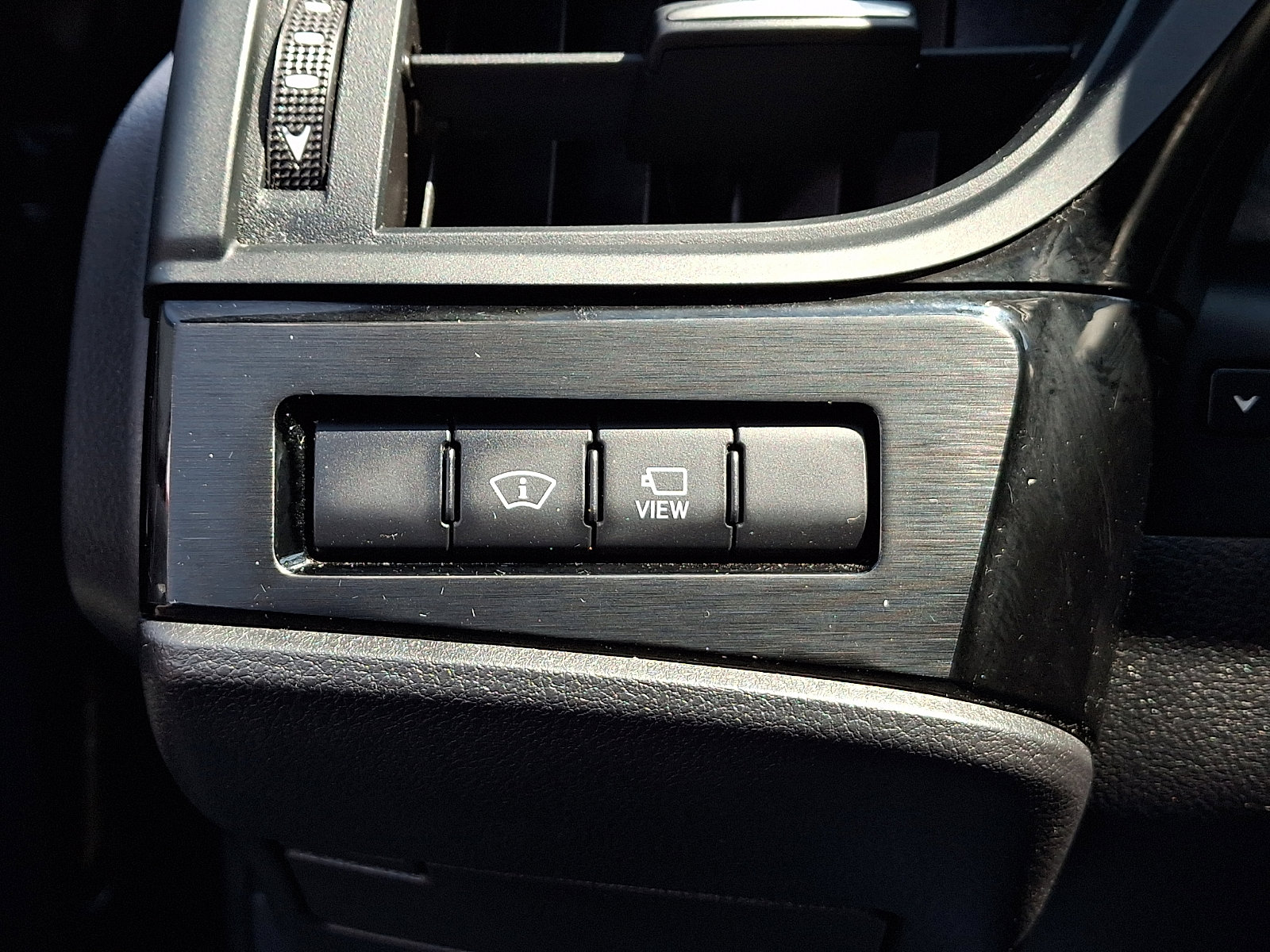 Used 2024 Lexus ES 300h w/ Technology Package image 26