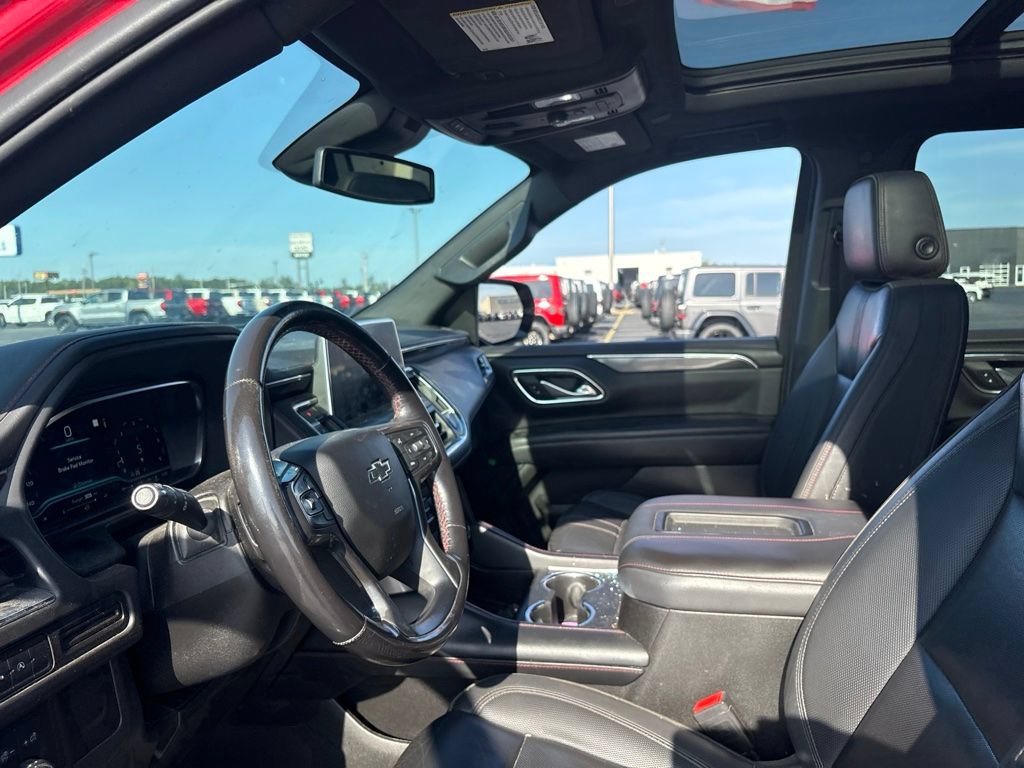 Used 2023 Chevrolet Suburban RST AWD/4WD image 14