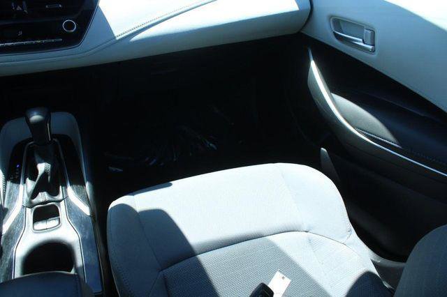 Certified 2020 Toyota Corolla SE w/ SE Premium Package FWD image 14