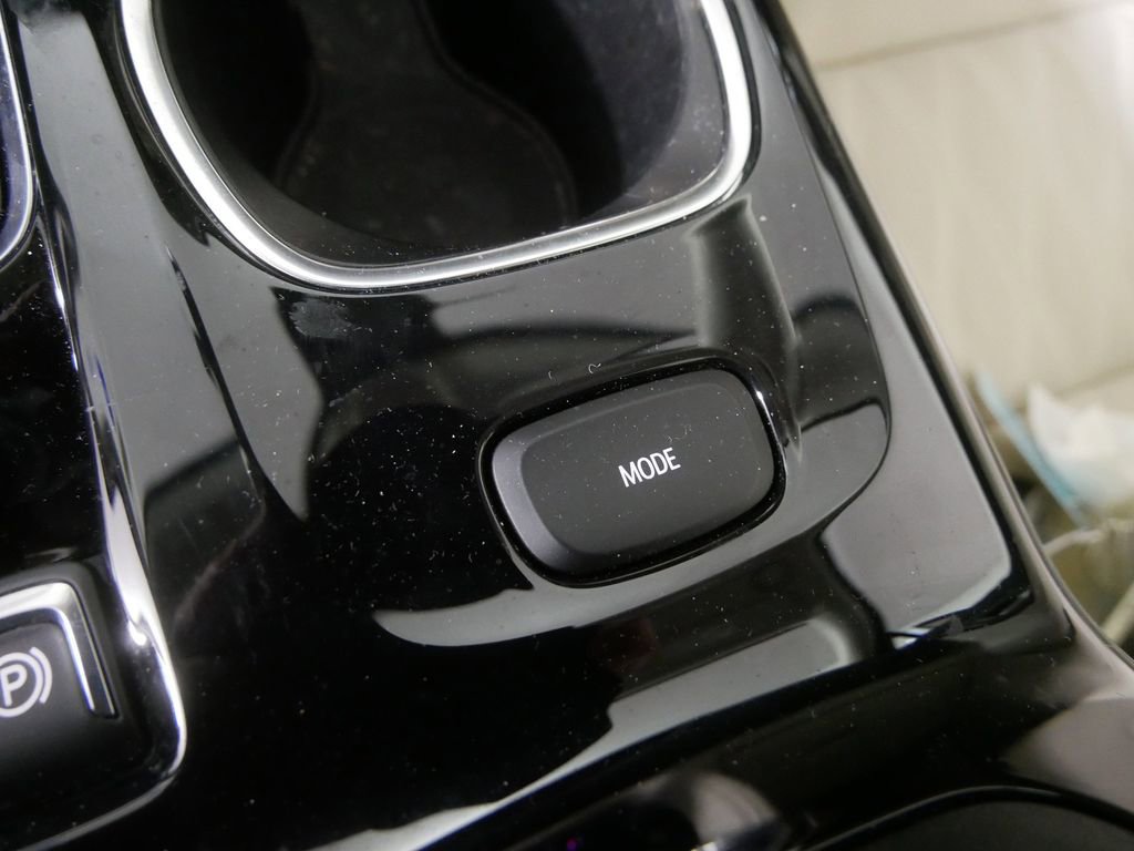 Used 2023 Buick Envision Avenir image 29