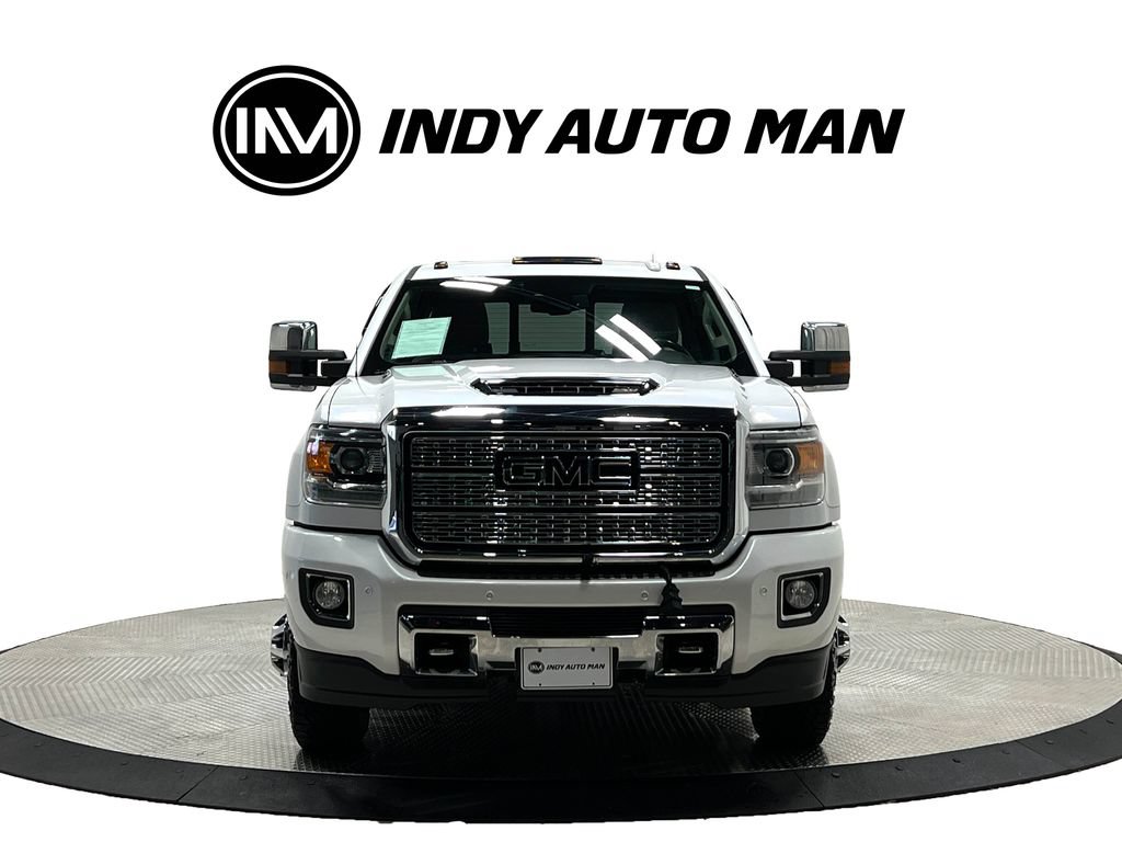Used 2018 GMC Sierra 3500 Denali w/ Duramax Plus Package AWD/4WD image 10