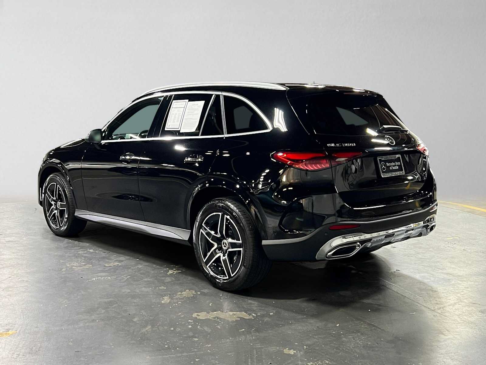 Certified 2026 Mercedes-Benz GLC 300 4MATIC image 5
