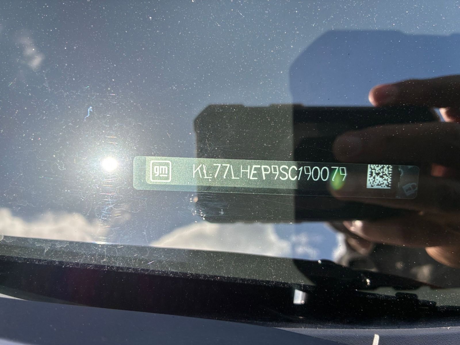 Used 2025 Chevrolet Trax LT FWD image 22