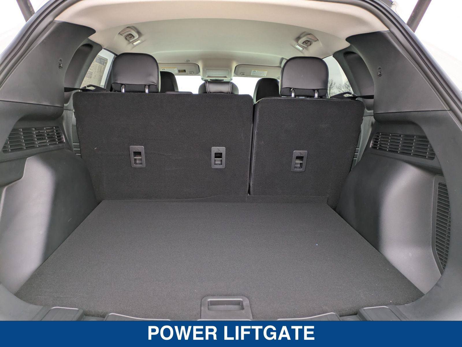 New 2025 Ford Escape SE FWD image 23