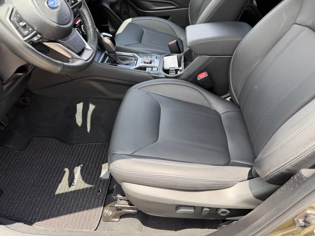 Used 2023 Subaru Forester Touring AWD/4WD image 14