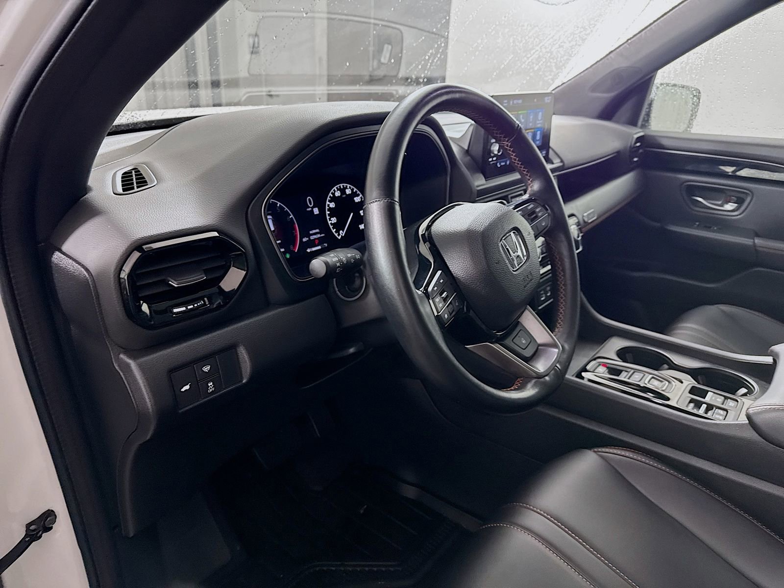 Used 2024 Honda Pilot TrailSport image 7