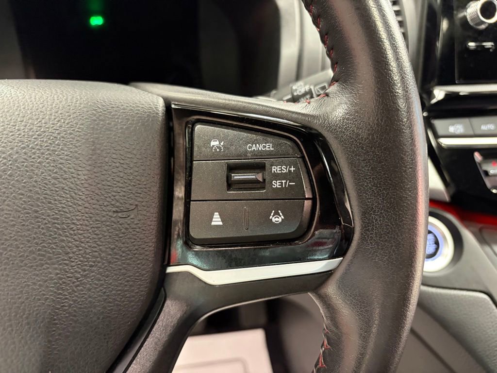 Used 2025 Honda Odyssey Sport-L image 16