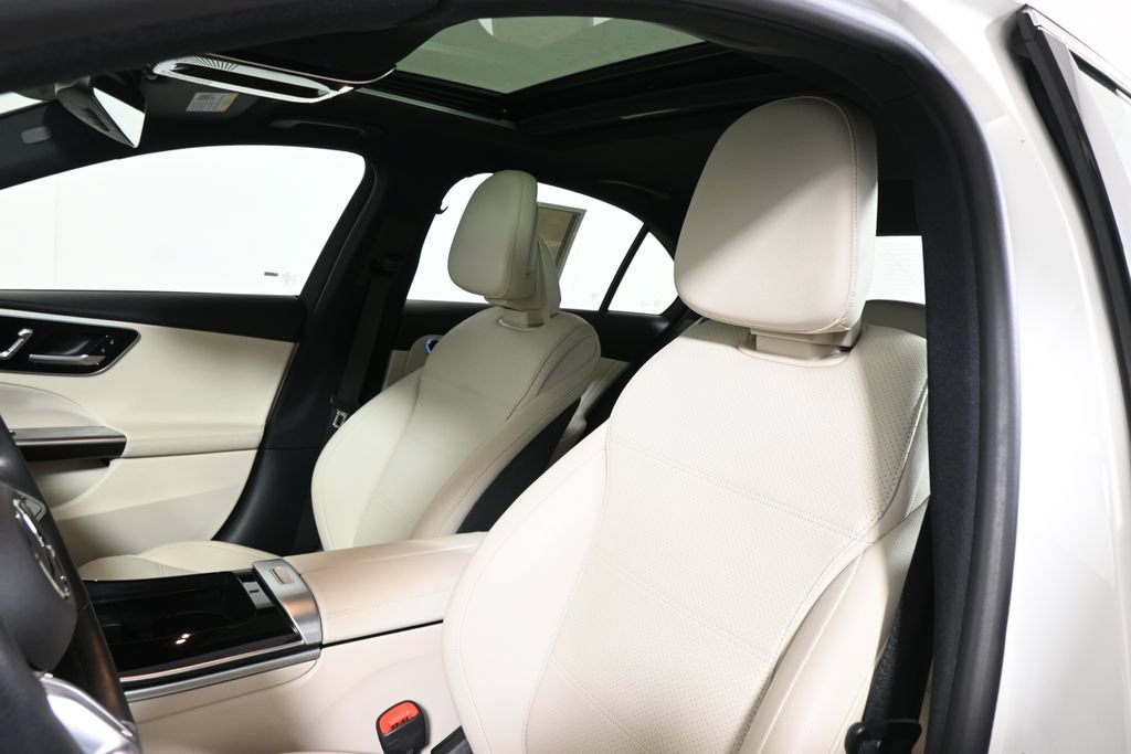 Certified 2023 Mercedes-Benz C 300 4MATIC Sedan image 15