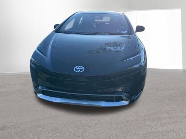New 2026 Toyota Prius Plug-In Hybrid FWD image 9