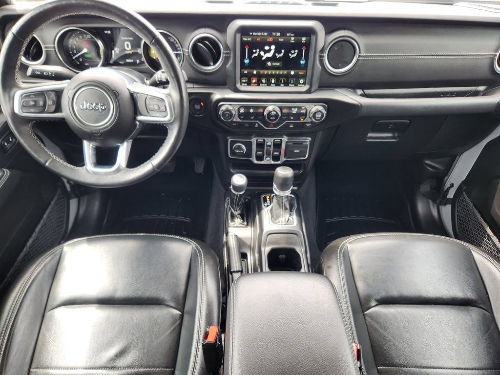 Used 2022 Jeep Wrangler Unlimited Sahara w/ Cold Weather Group AWD/4WD image 23