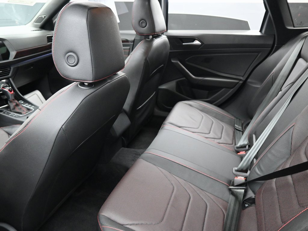 Used 2024 Volkswagen Jetta GLI Autobahn image 30