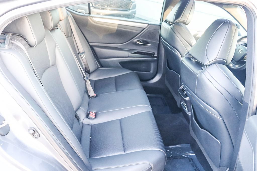 Used 2020 Lexus ES 350 F Sport w/ Accessory Package 2 FWD image 19