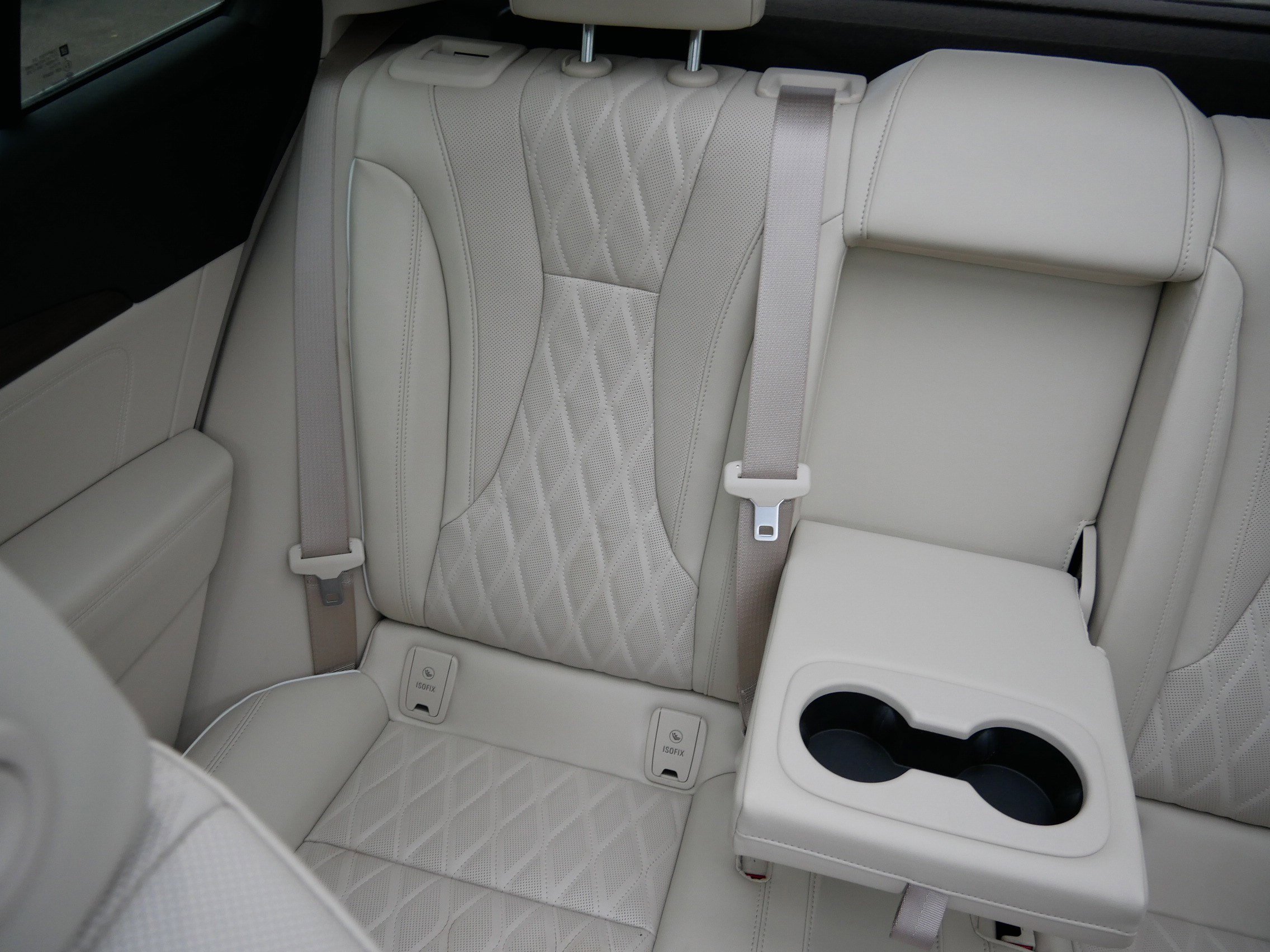 Used 2023 Buick Envision Avenir image 12