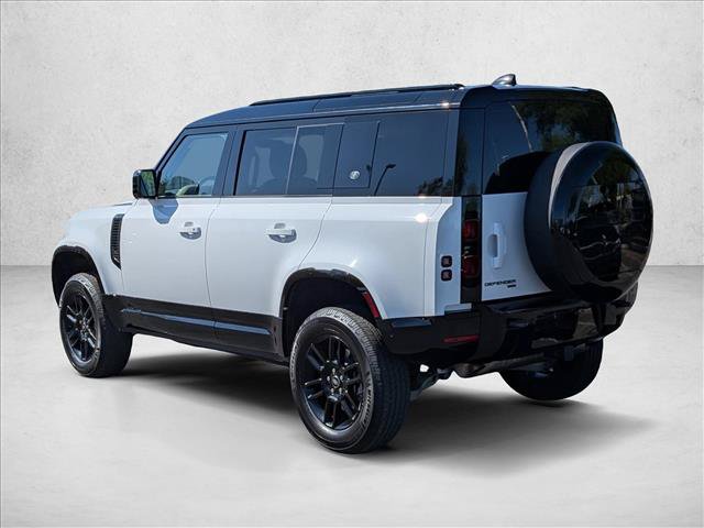 Used 2023 Land Rover Defender 110 X-Dynamic SE AWD/4WD image 8