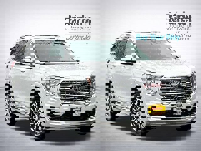 Used 2023 GMC Terrain Denali w/ LPO, Floor Liner Package image 1