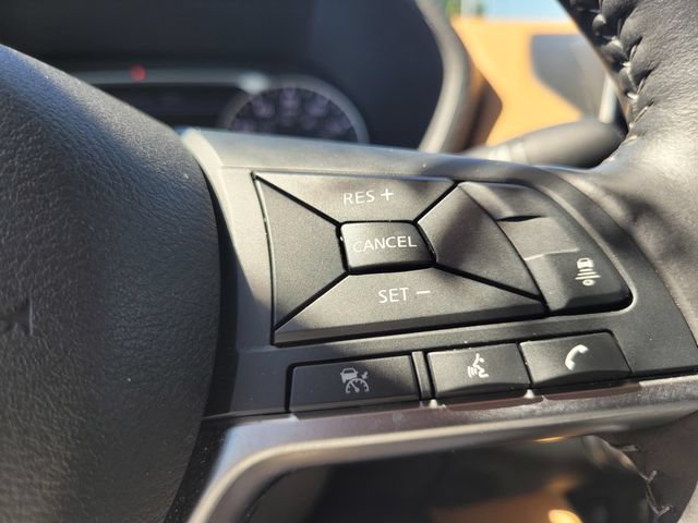 Used 2025 Nissan Sentra SV w/ SV Premium Package FWD image 27