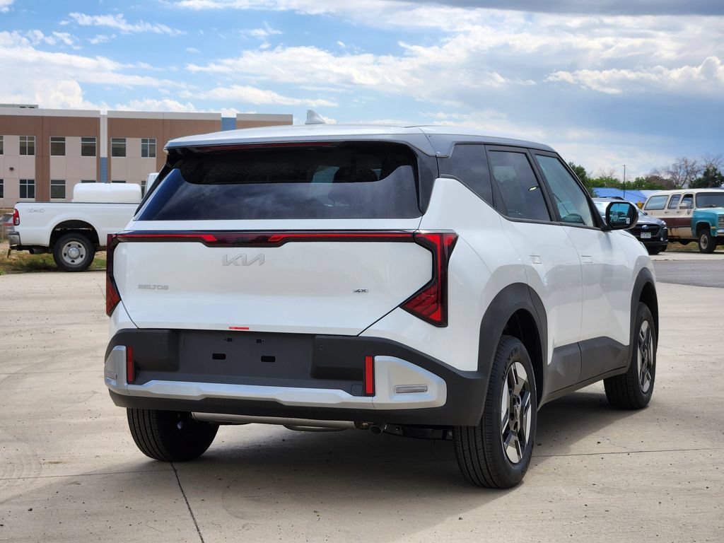 New 2027 Kia Seltos LX AWD/4WD image 5
