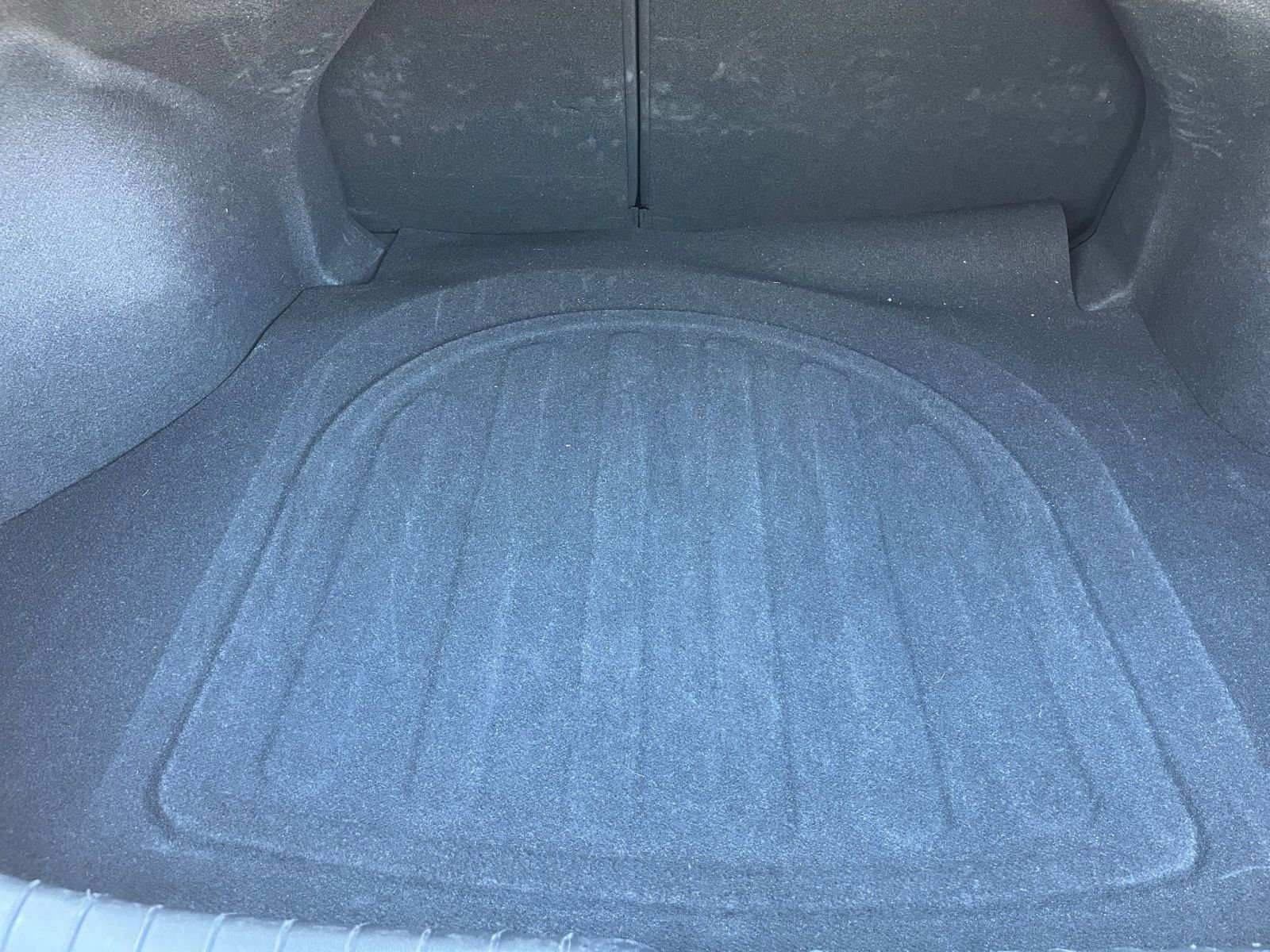 Used 2025 Hyundai Elantra SEL image 32