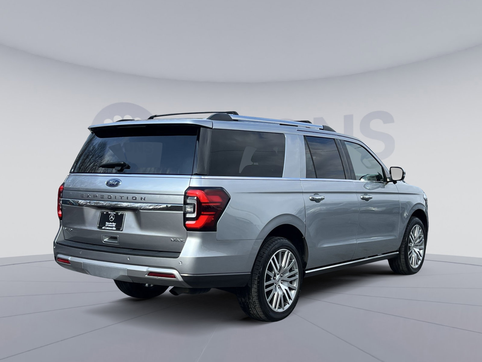 Used 2023 Ford Expedition Max Limited image 5