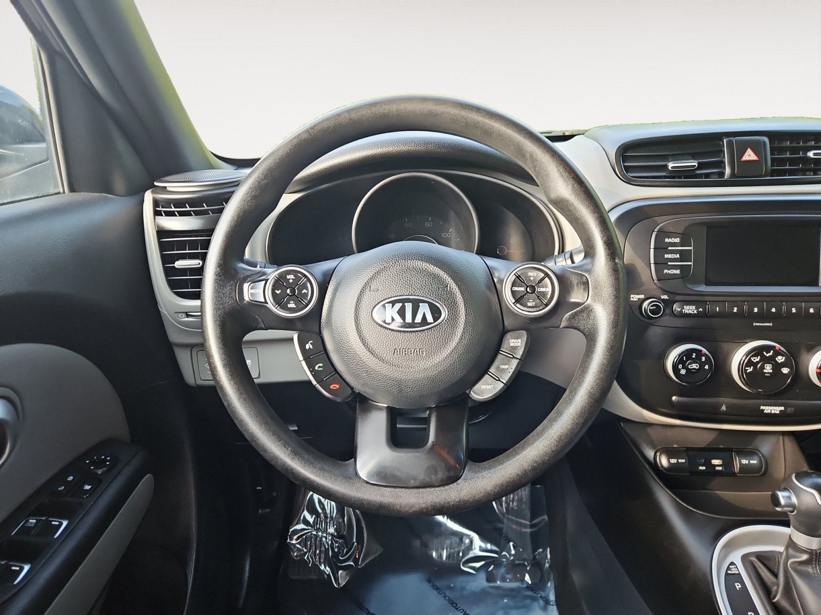 Used 2018 Kia Soul FWD image 12