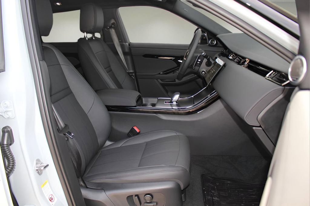 Used 2026 Land Rover Range Rover Evoque S AWD/4WD image 18