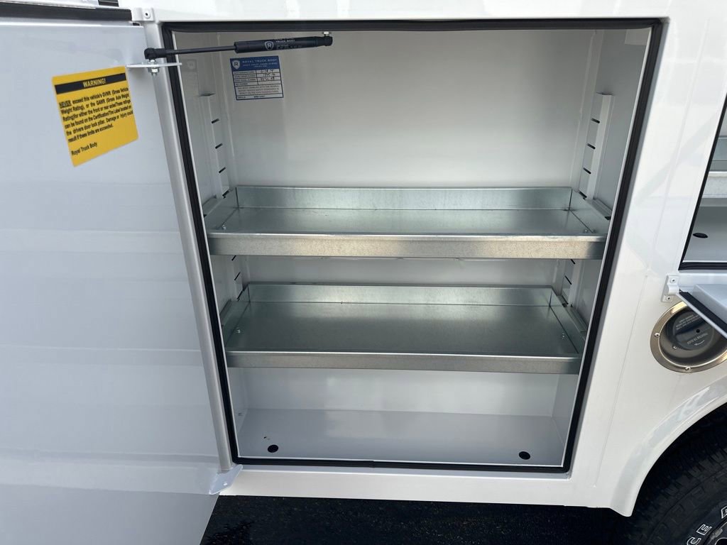 New 2025 RAM 2500 Tradesman w/ Chrome Appearance Group image 17