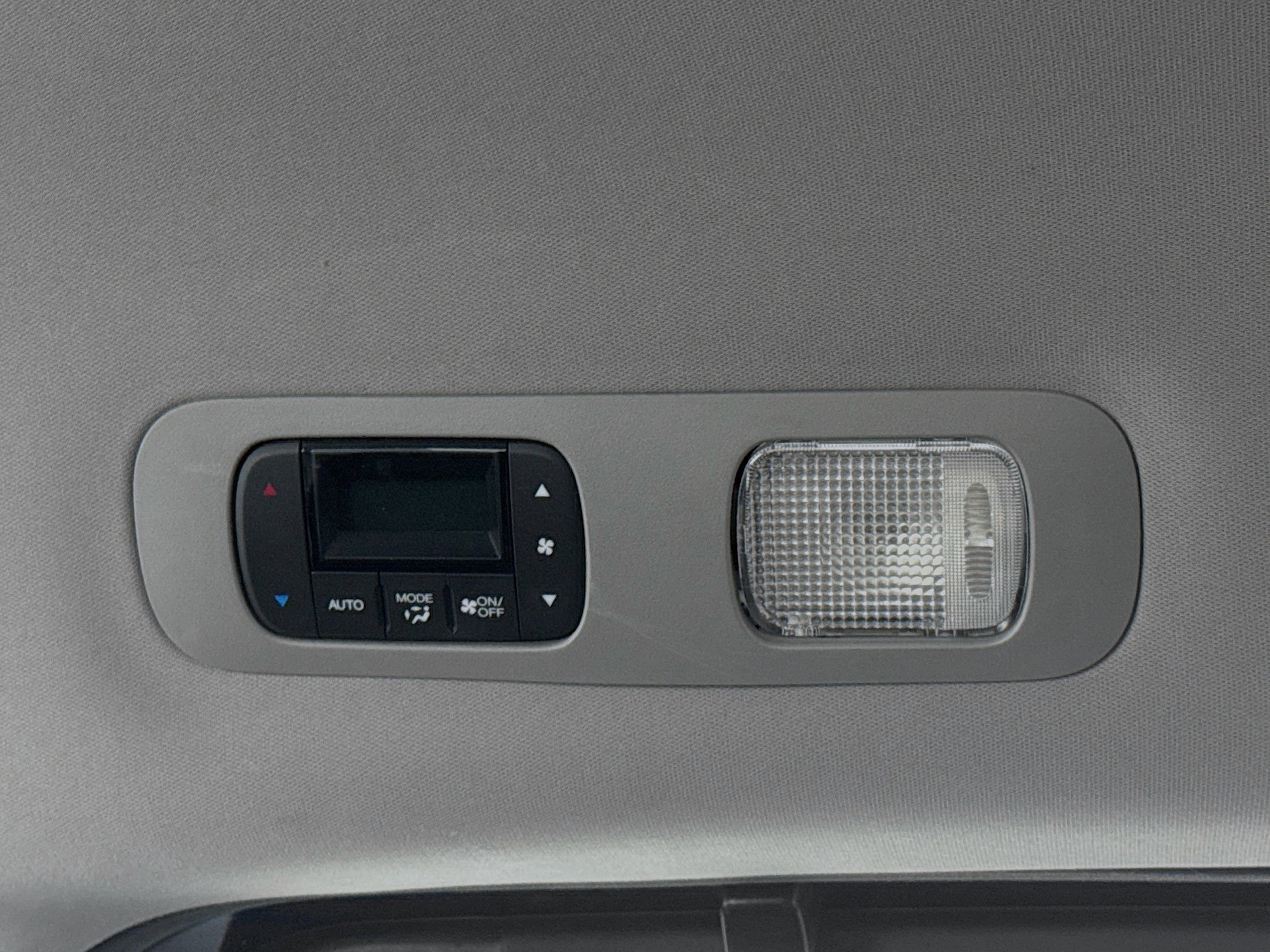 Certified 2023 Honda Odyssey EX image 24