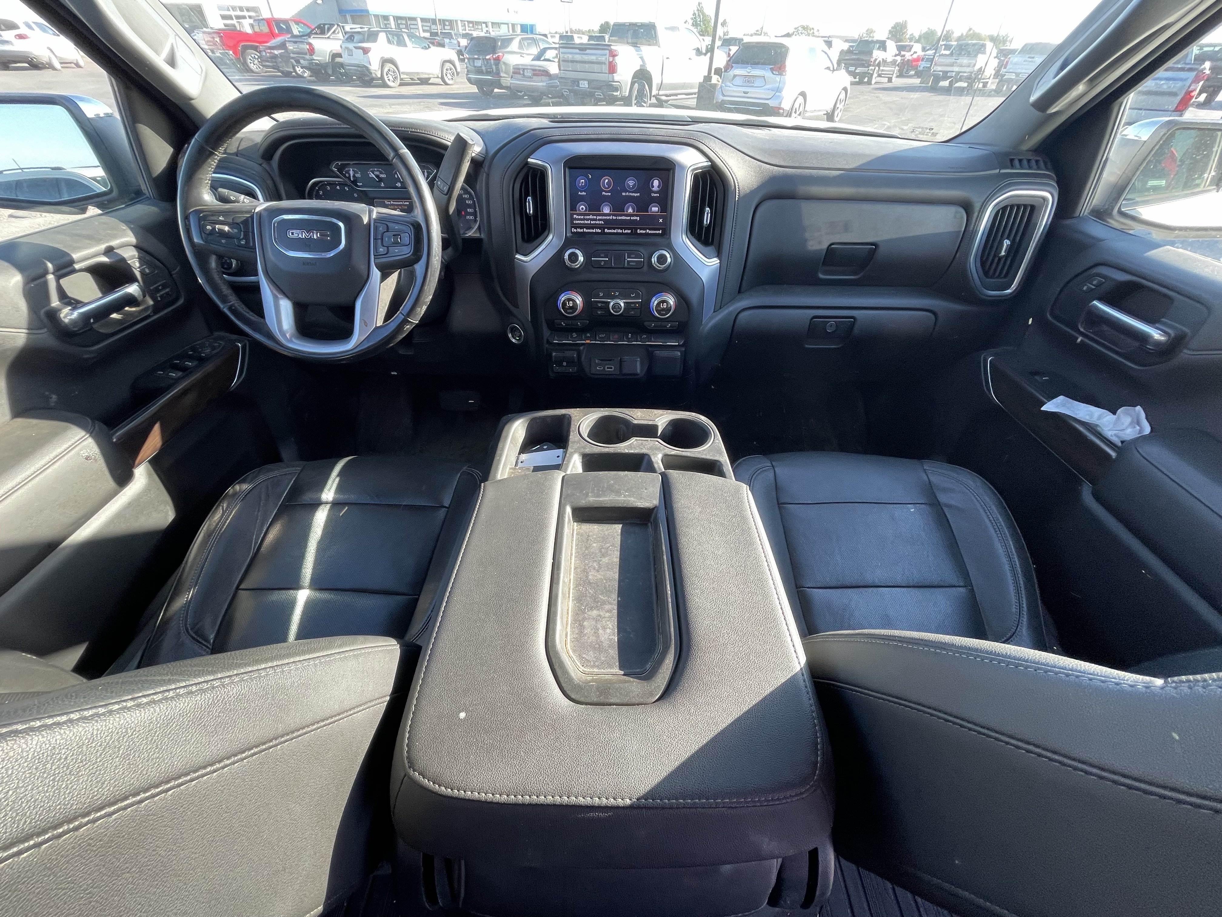 Used 2019 GMC Sierra 1500 SLT w/ X31 Off-Road Package AWD/4WD image 9