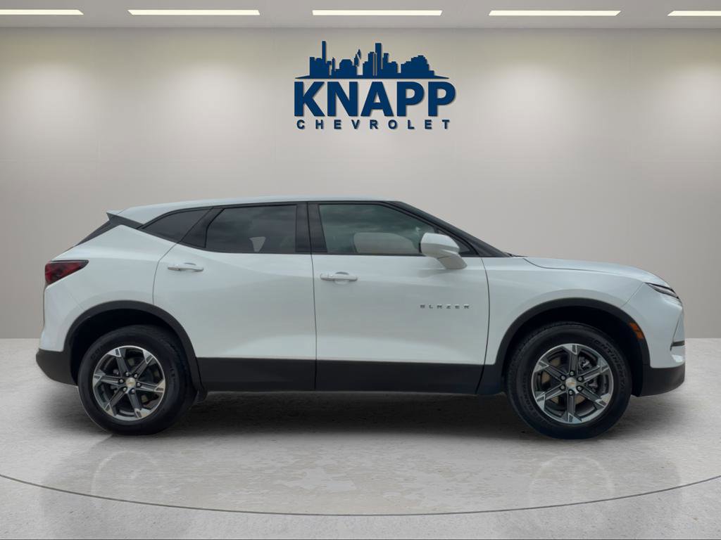 Used 2025 Chevrolet Blazer LT image 6