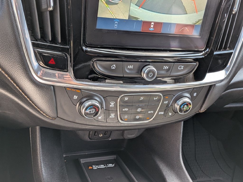 Used 2019 Chevrolet Traverse Premier w/ Redline Edition AWD/4WD image 17