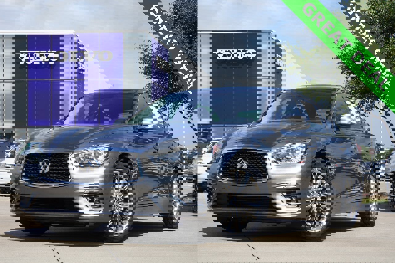 Used 2019 INFINITI Q50 Luxe w/ Essential Package (3.0T Luxe)