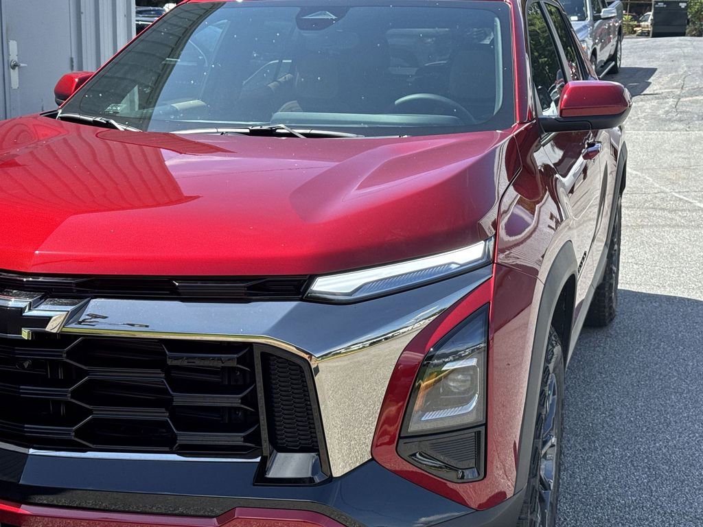 New 2026 Chevrolet Equinox ACTIV w/ Convenience Package III image 10