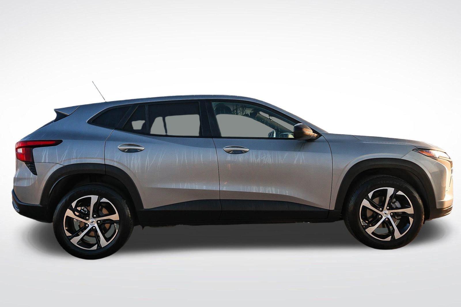 Used 2025 Chevrolet Trax RS image 4