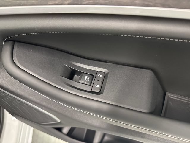 New 2026 Jeep Grand Cherokee Limited AWD/4WD image 23