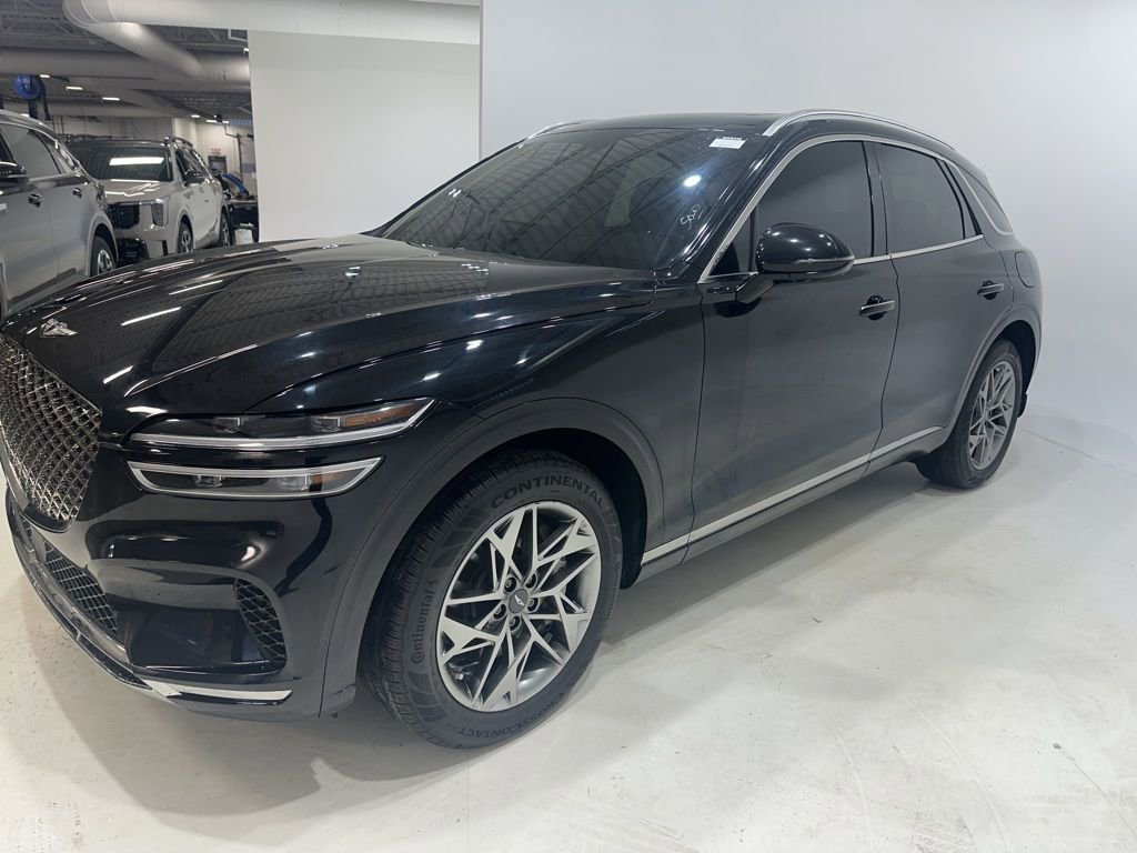 Used 2023 Genesis GV70 2.5T Select w/ Select Package image 2