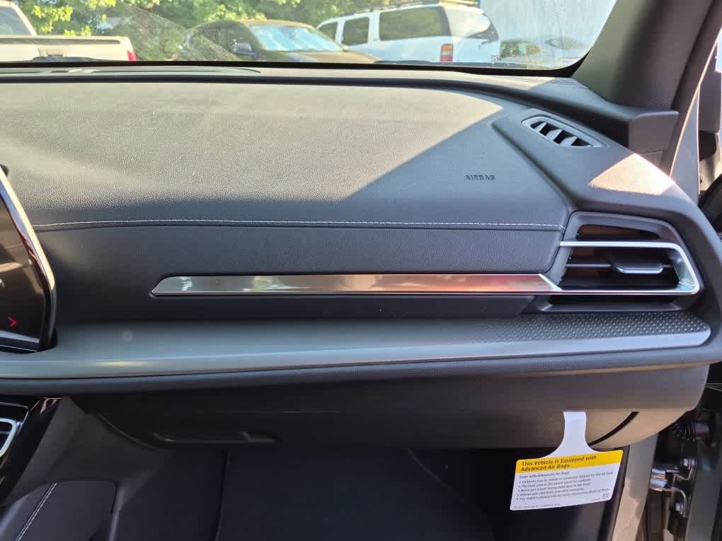 New 2026 Chevrolet Traverse LT w/ Sun and Wheel Package FWD image 46