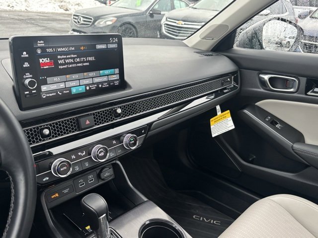 Used 2024 Honda Civic Touring image 30