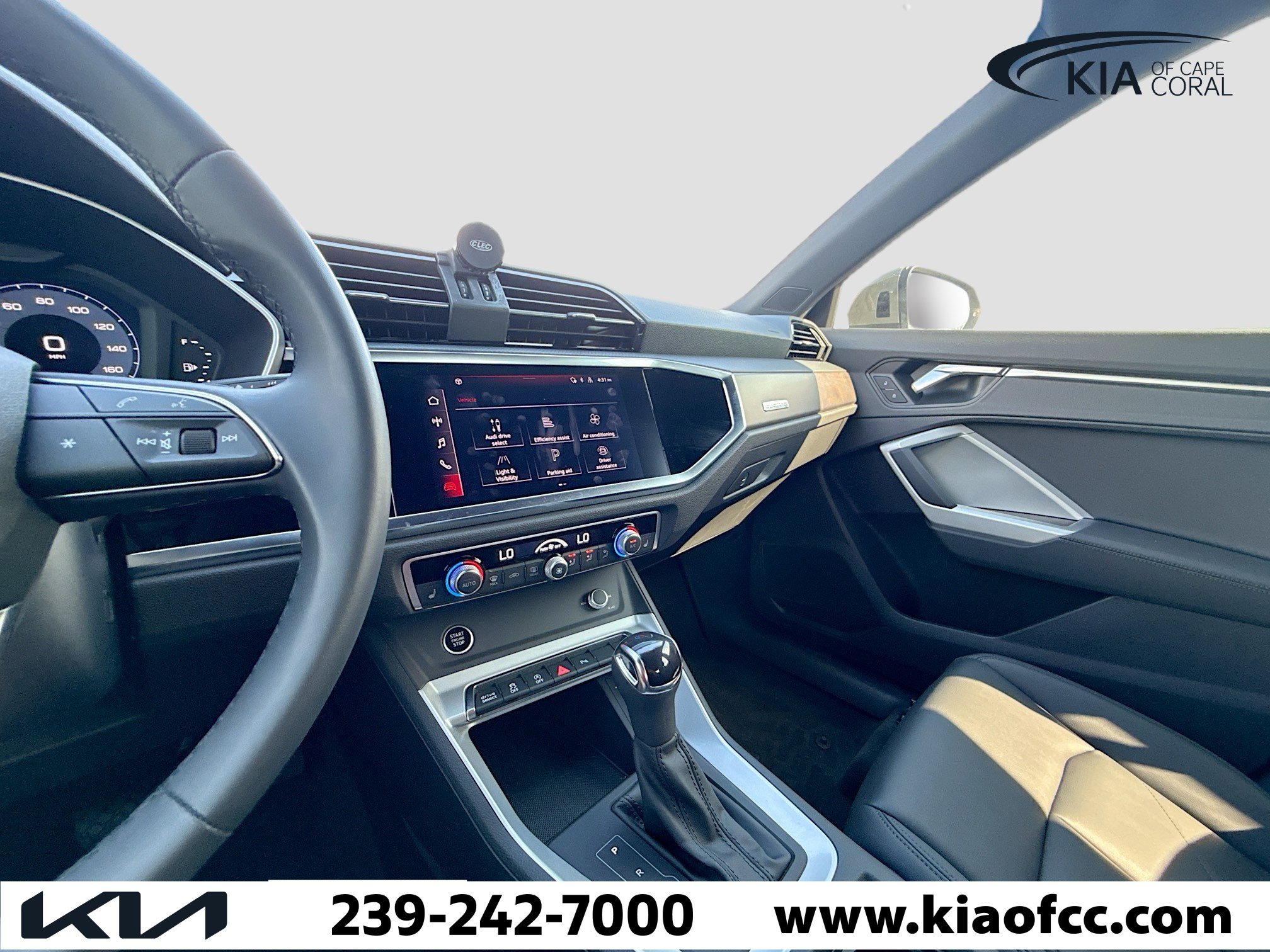 Used 2022 Audi Q3 2.0T Premium w/ Convenience Package image 27