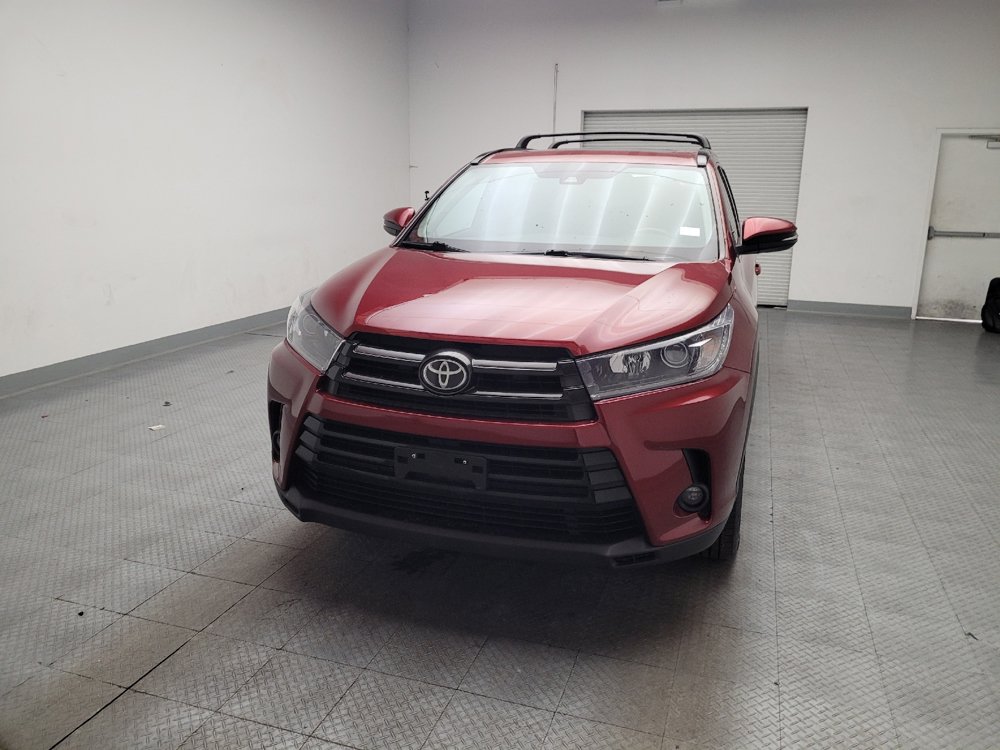 Used 2019 Toyota Highlander SE AWD/4WD image 15
