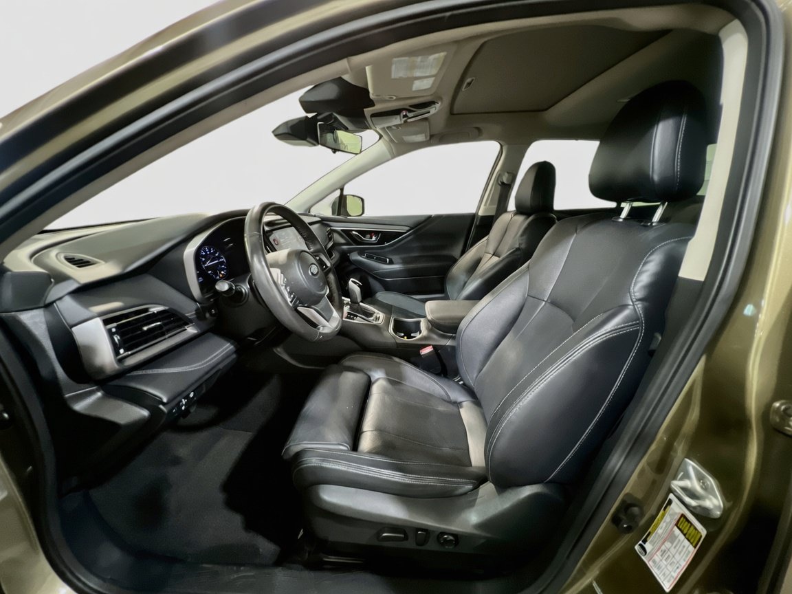 Used 2023 Subaru Outback Touring XT AWD/4WD image 15