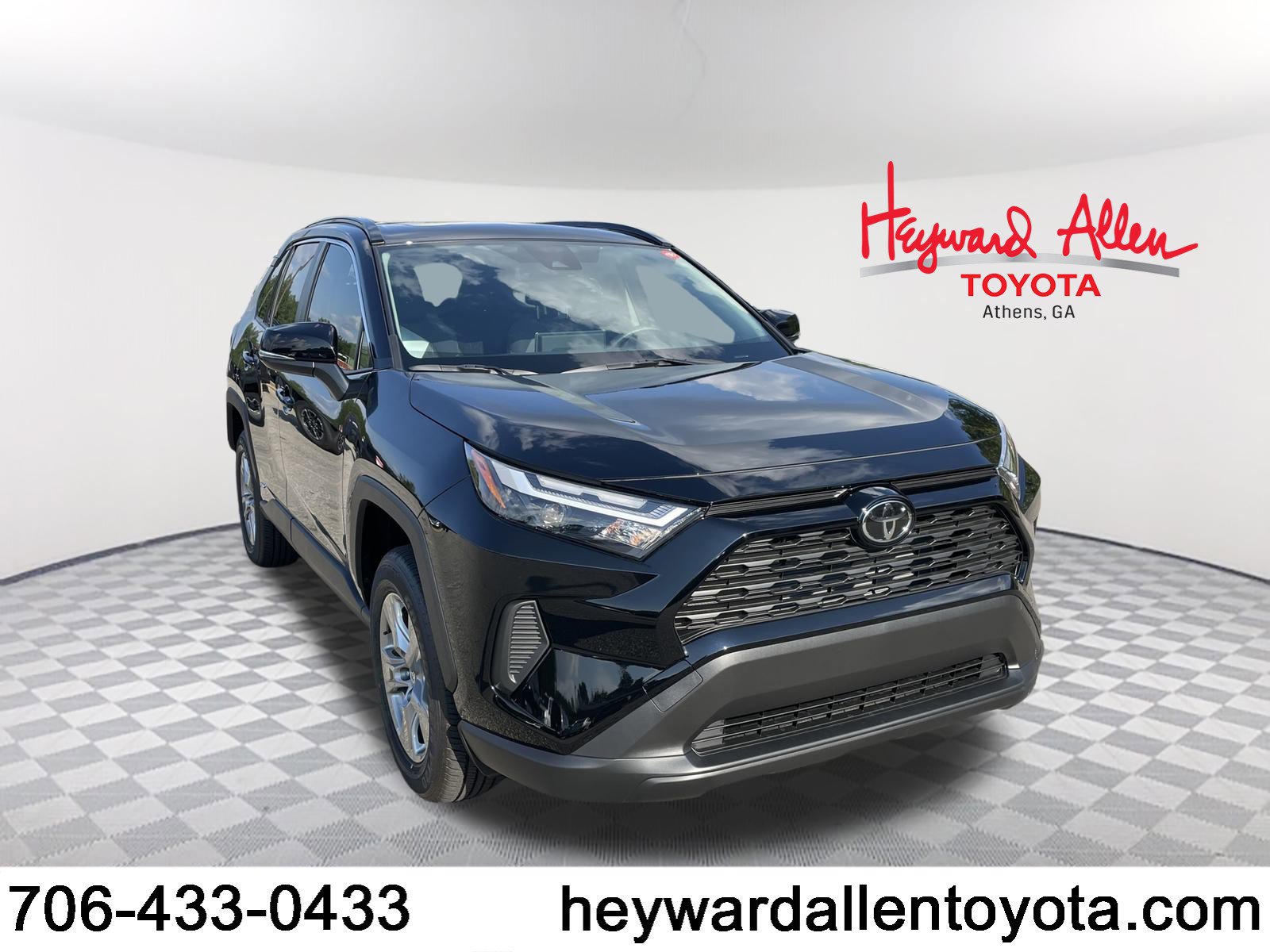 New 2025 Toyota RAV4 XLE