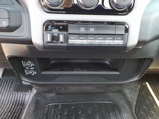New 2027 RAM 3500 Tradesman AWD/4WD image 25