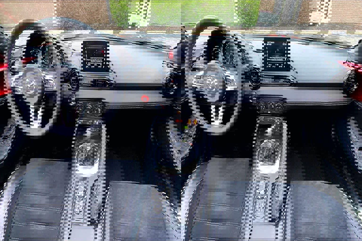 Used 2023 MAZDA MX-5 Miata Club w/ Weather Package image 16