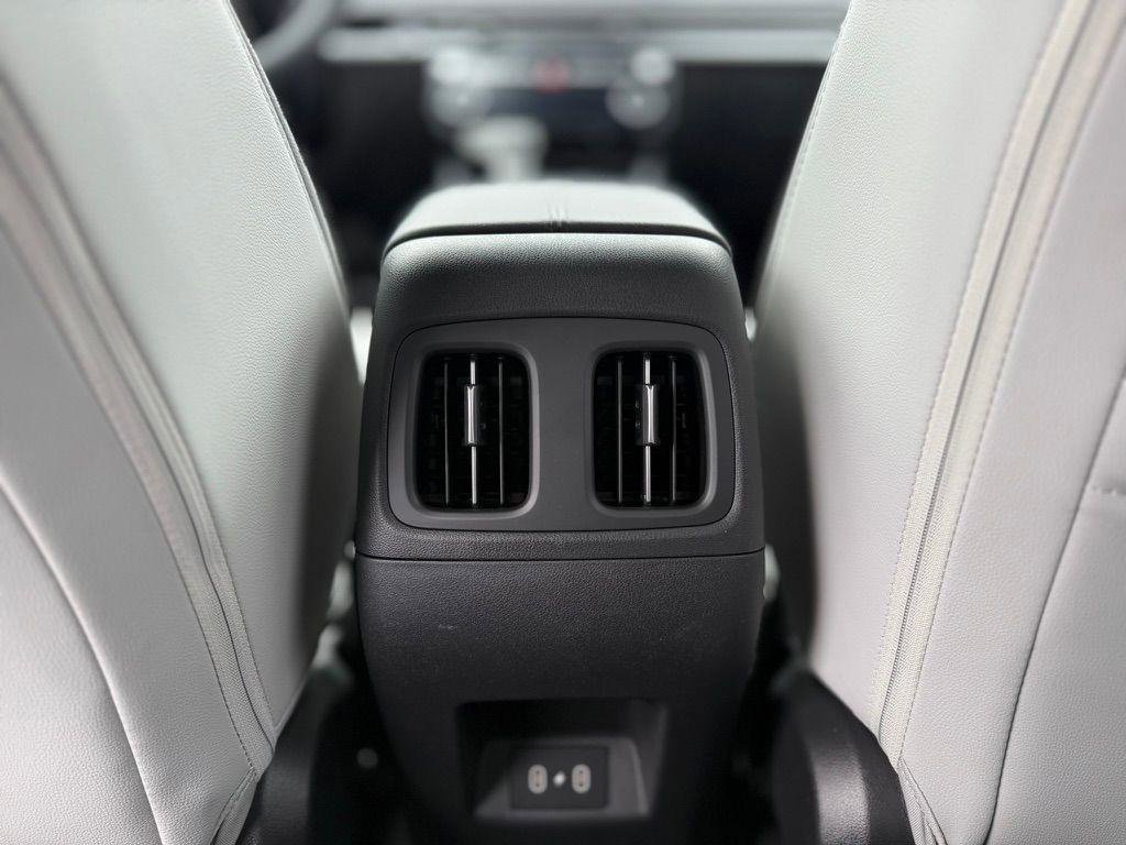 New 2026 Hyundai Santa Cruz SEL image 7