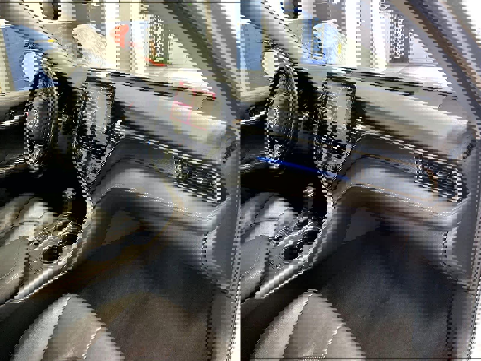 Used 2024 Toyota Camry XSE image 14