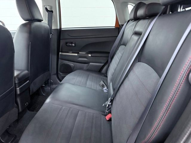 Used 2025 Mitsubishi Outlander Sport SE AWD/4WD image 22