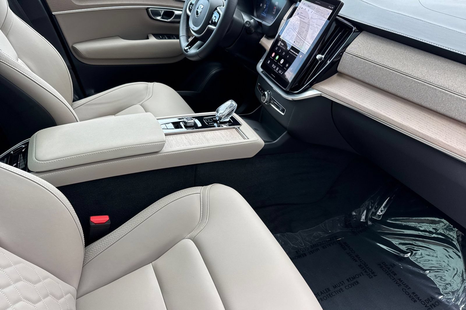 Certified 2026 Volvo XC90 B6 Core AWD/4WD image 18