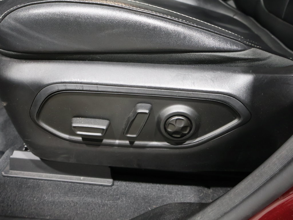 Used 2022 Jeep Grand Cherokee L Limited AWD/4WD image 11