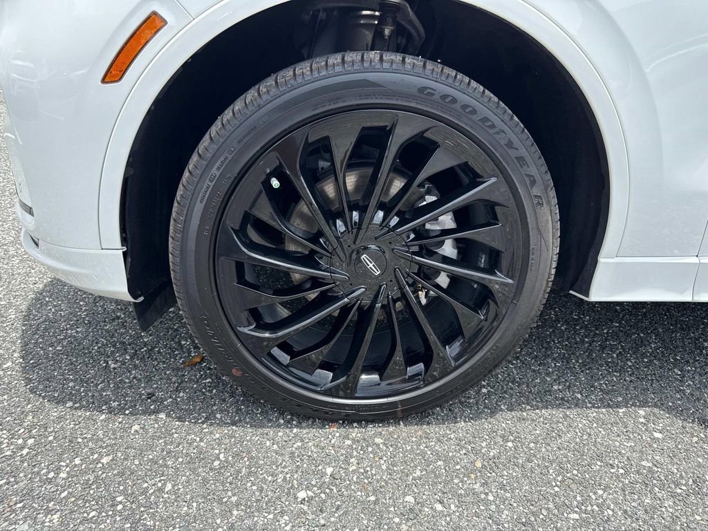 New 2025 Lincoln Aviator Reserve w/ Equipment Group 201A image 10